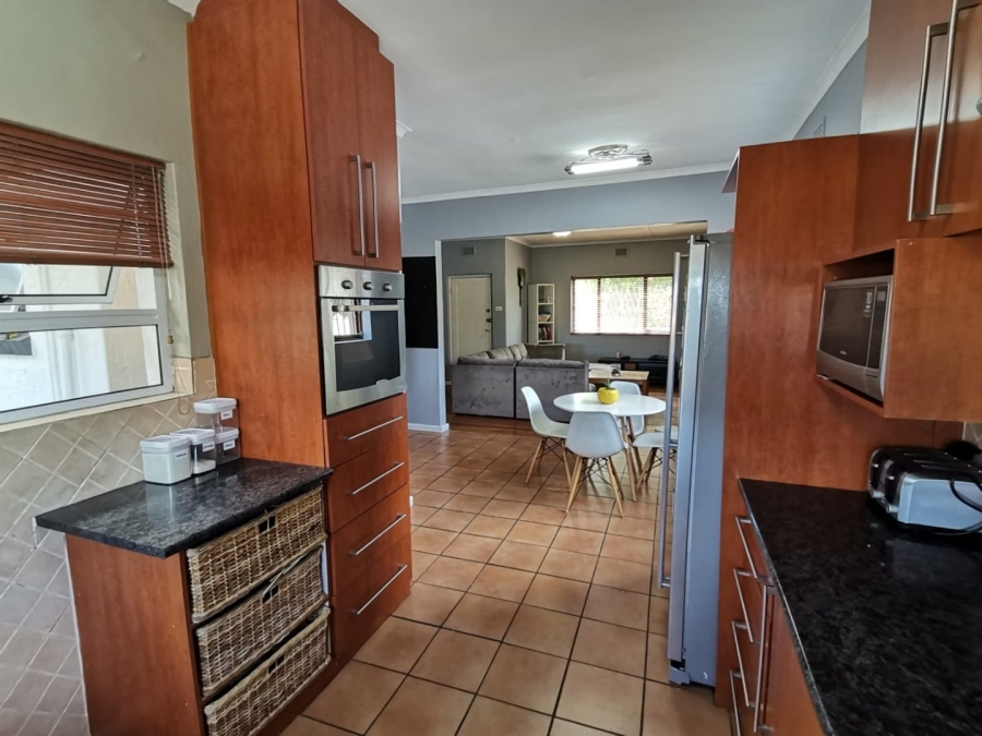 4 Bedroom Property for Sale in Thornton Western Cape